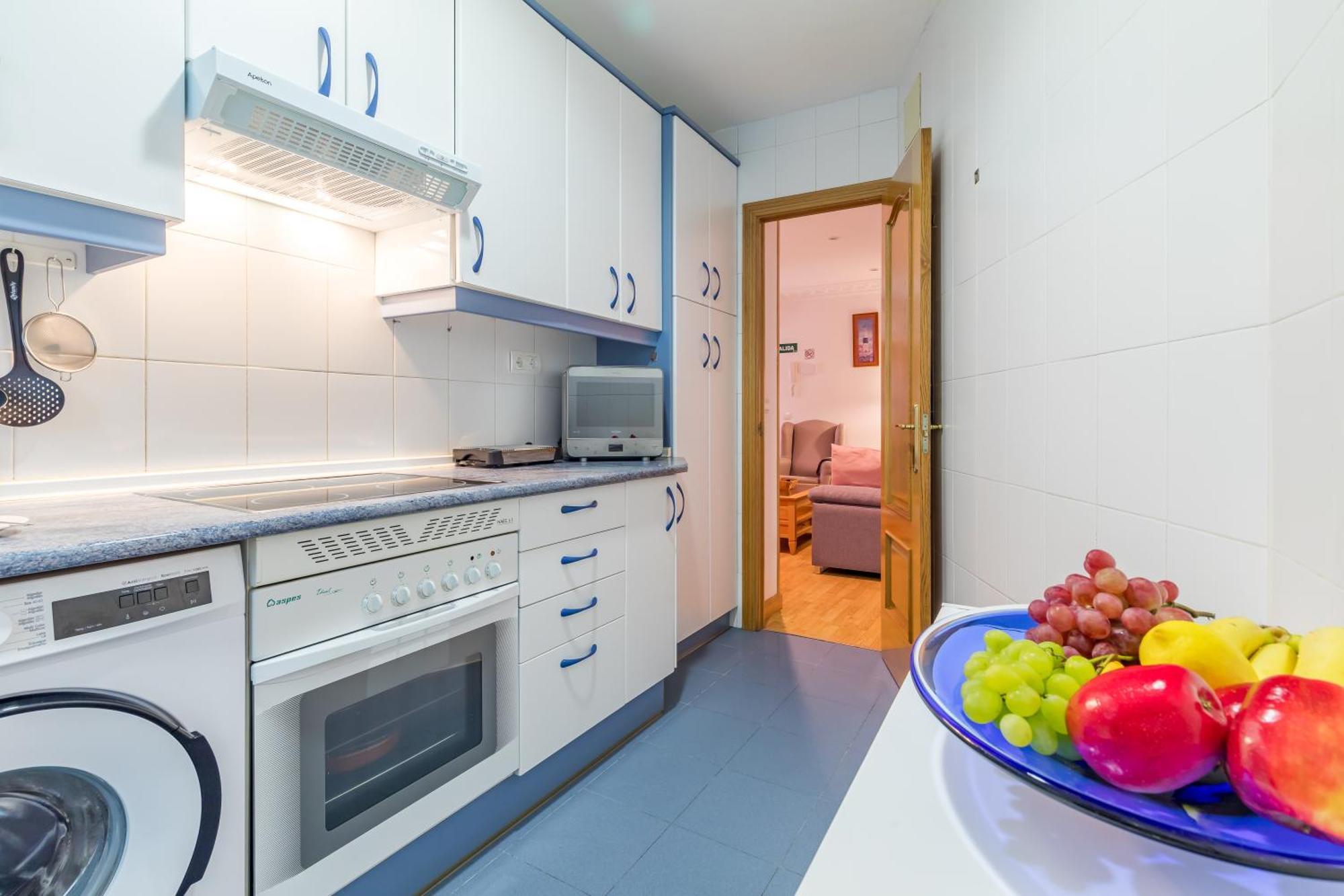 Apartamento Confortable Y Funcional En Vallecas Madrid Luaran gambar