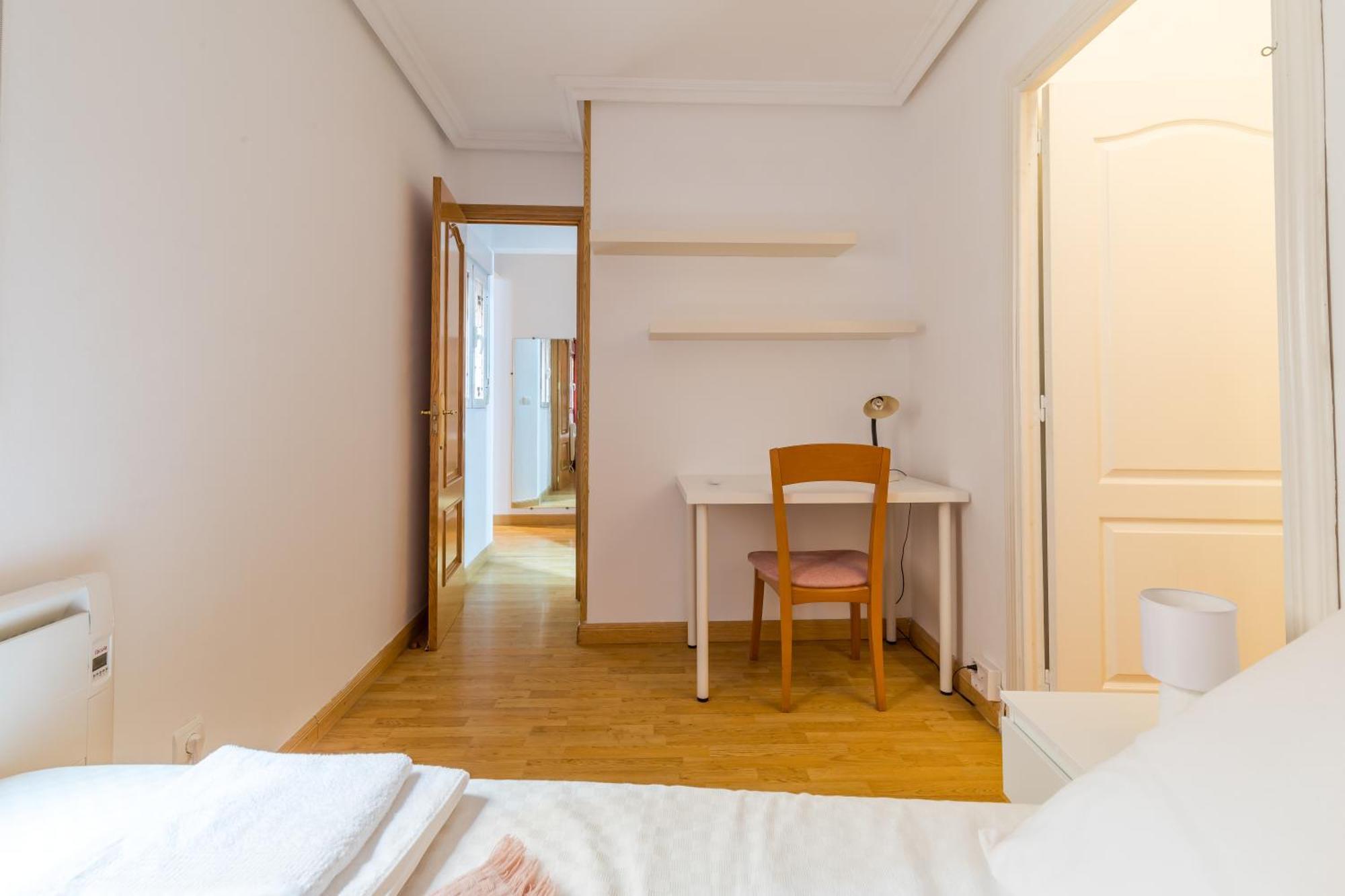 Apartamento Confortable Y Funcional En Vallecas Madrid Luaran gambar
