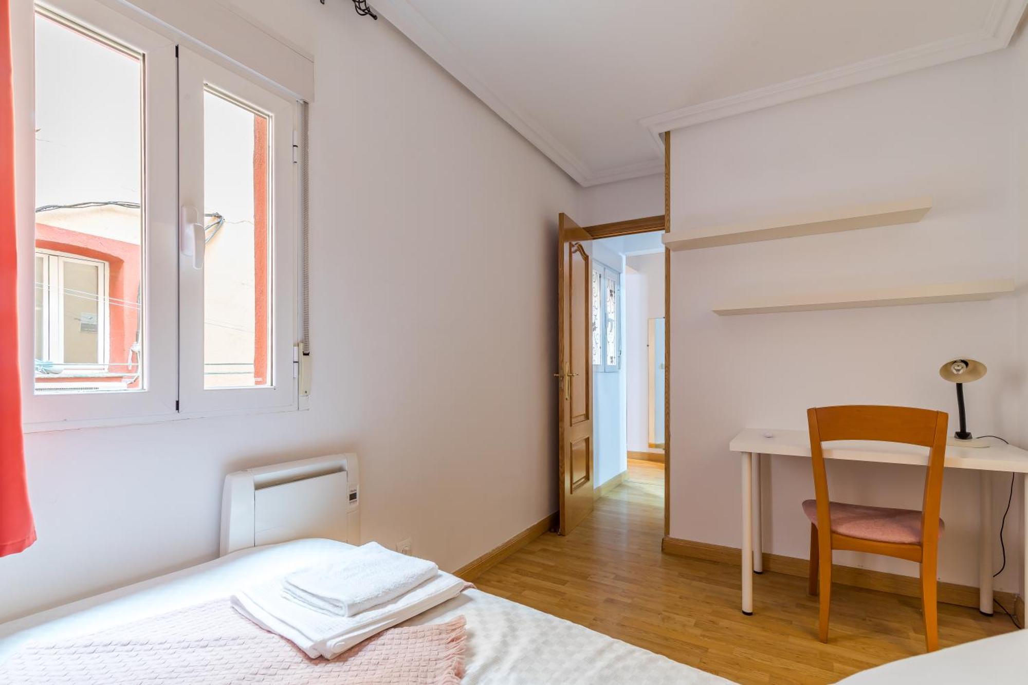 Apartamento Confortable Y Funcional En Vallecas Madrid Luaran gambar